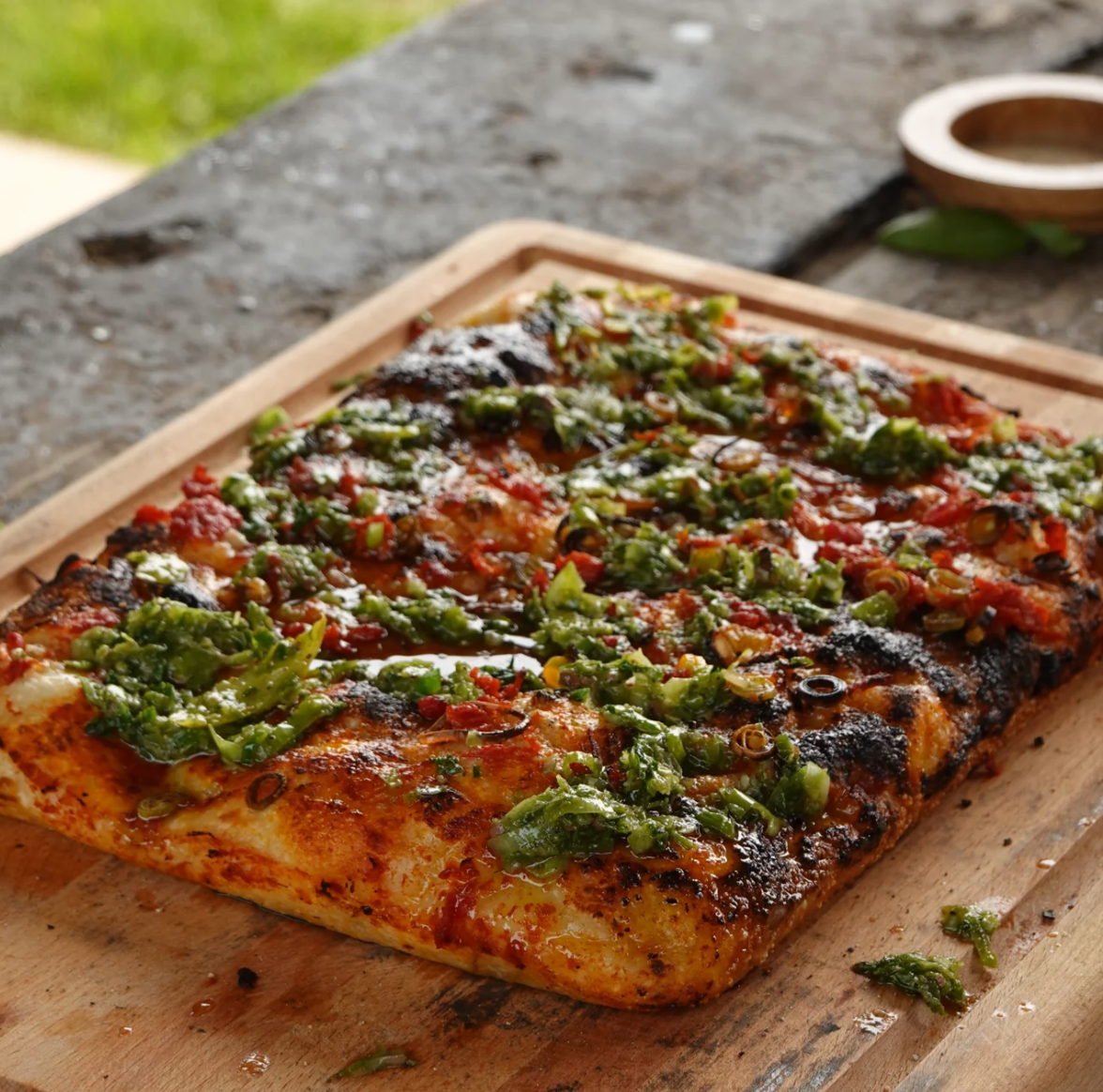 GREEN GARLIC MARINARA PIZZA